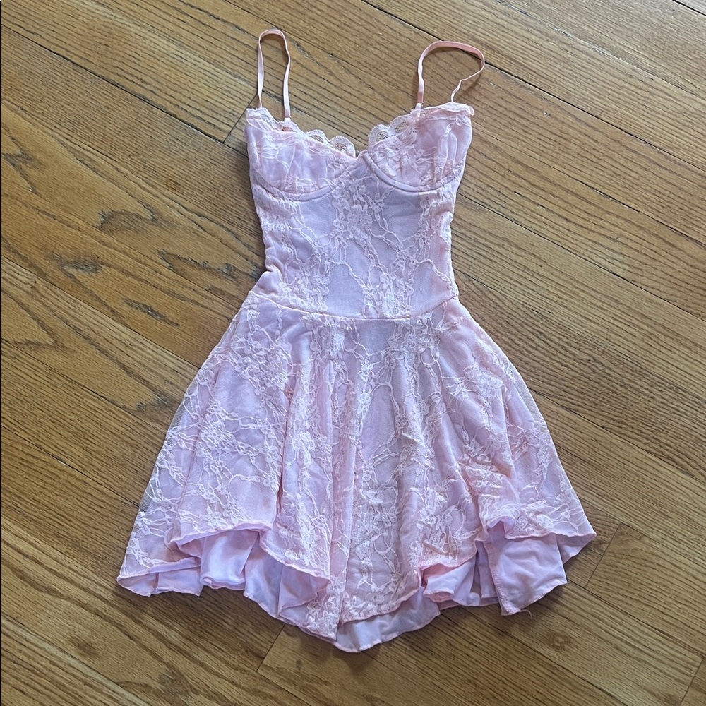 Outcast Heavenly Pink Lace corset Dress with Spaghetti Straps XXS NWT
